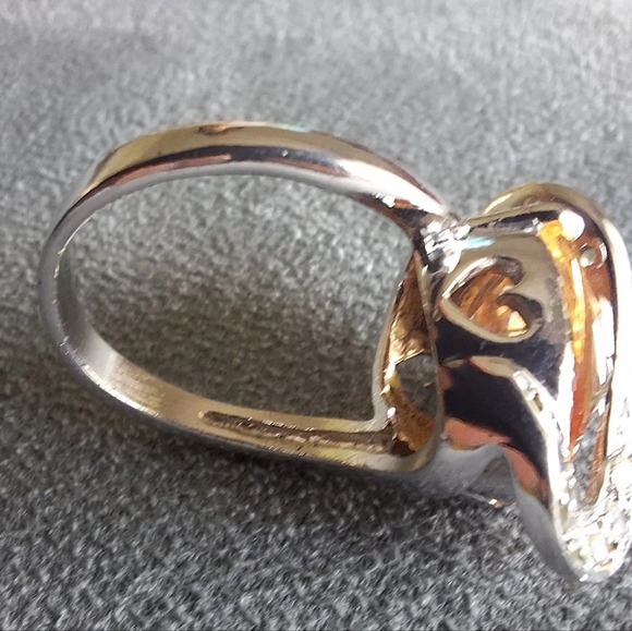 Striking Zircon Ring with transparent Oval Crystal Stone Orange 925 Silver Size6 - Picture 7 of 9
